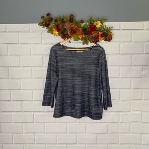 Chico’s Elbow-length sleeve blouse. XL
